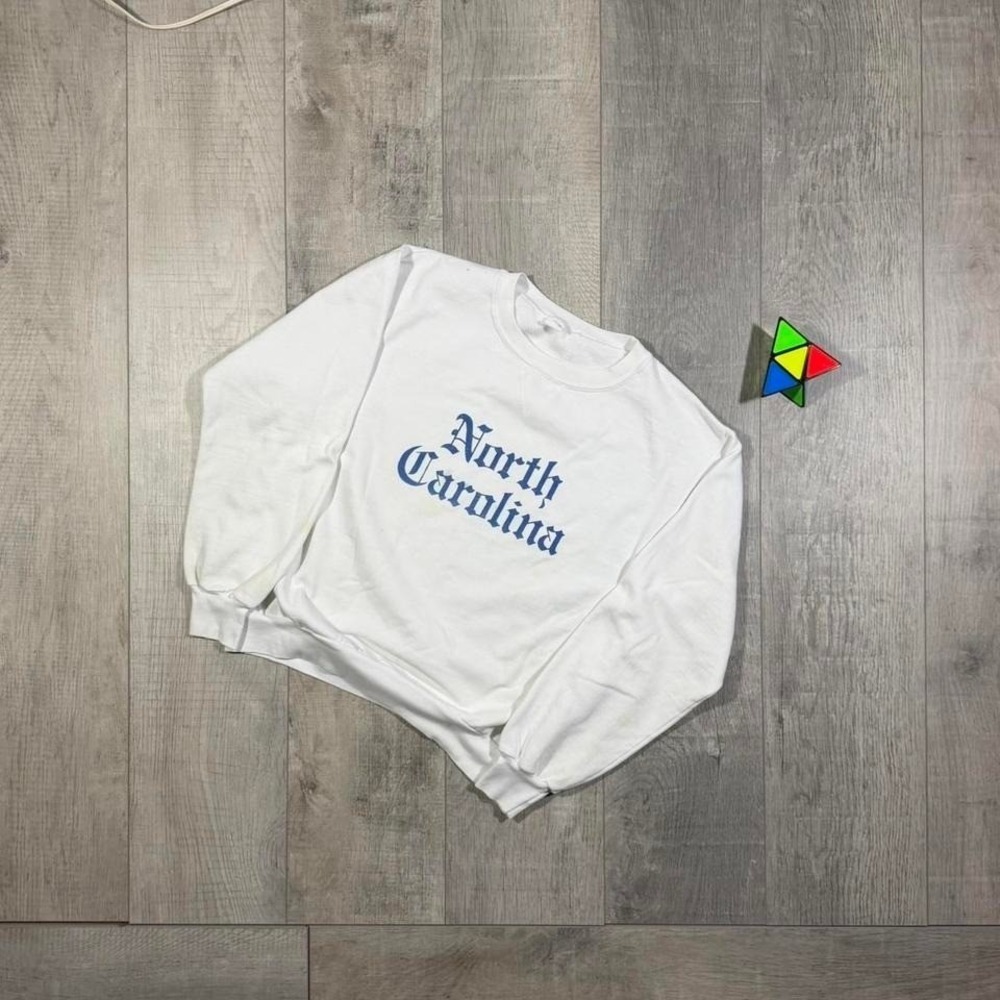vintage 80s 90s blue and white North Carolina pullover crewneck sweatshirt‎
